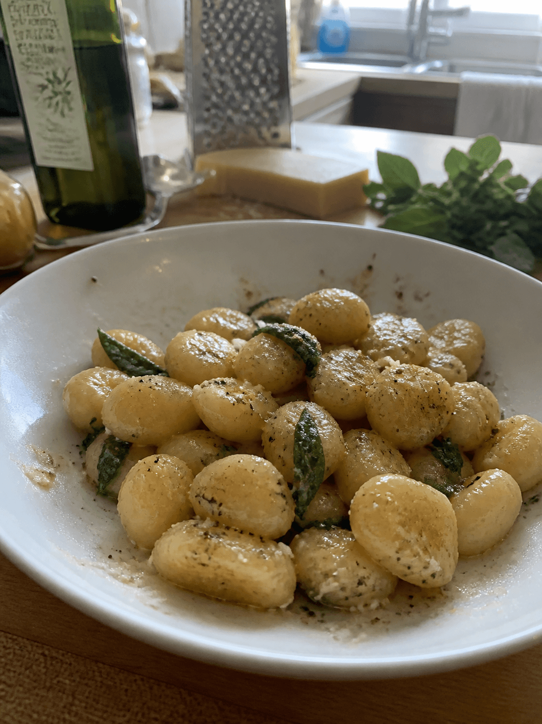 Speedy Garlic Sage Gnocchi